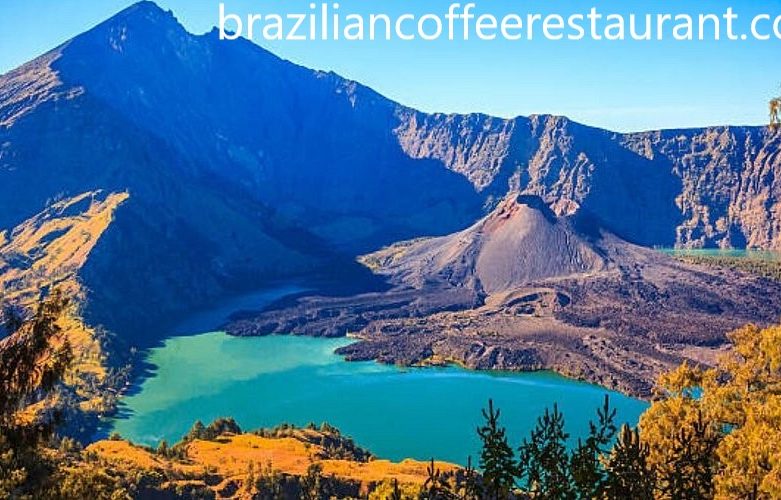 6 Pegunungan Tercantik di Indonesia yang Wajib Kamu Kunjungi